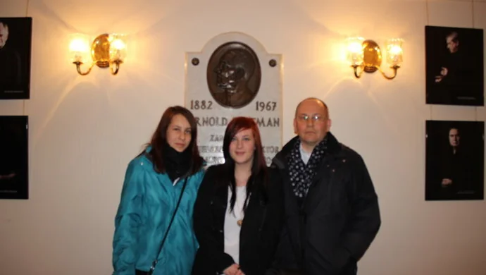 Pierwszoklasistki z Zana stypendystkami fundacji Geremka