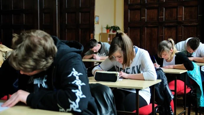 W Staszicu wyłoniono mistrza ortografii