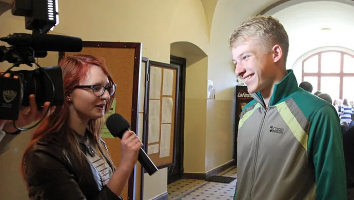 Sonda: Zakuć, zdać, zapomnieć