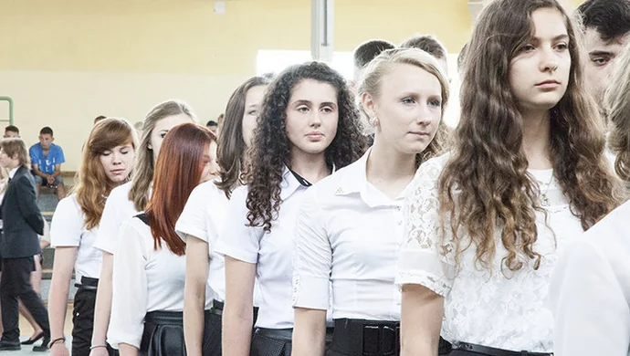 Absolwenci Gimnazjum nr 2 zatańczyli poloneza