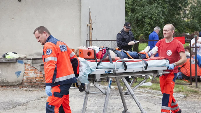 Ćwiczenia: W szpitalu wybuchła butla gazowa, ewakuowano pacjentów