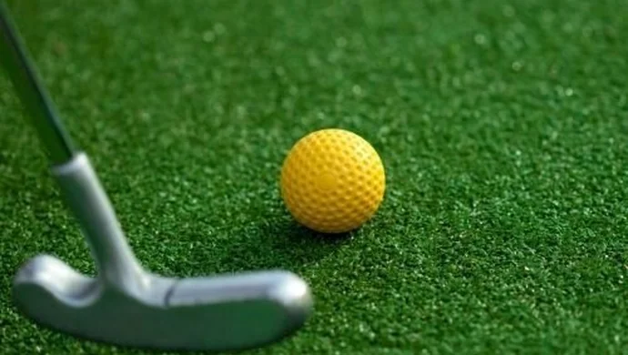 Powstanie minigolf w parku nad stawami