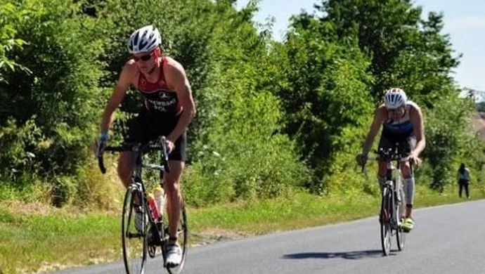Przypominamy o czasowym zamknięciu ruchu drogowego na czas triathlonu