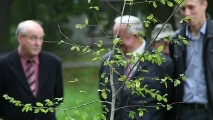 Posadzili siódme drzewko recyklingu