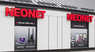 Żużlowcy i fireshow czyli otwarcie Neonetu