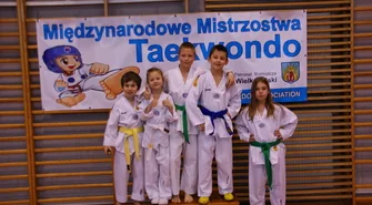 Osiem medali UKS „DYNAM”