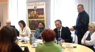 Sesja nie odbyła się, radni opozycji zwołali konferencję prasową