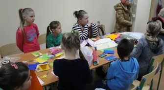 Wykonali kartki techniką scrapbooking