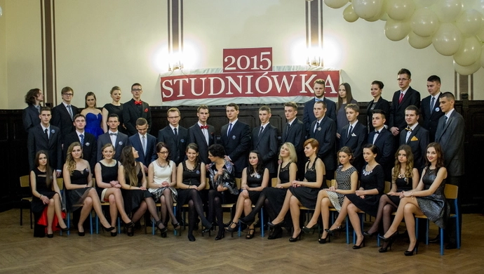 Studniówka w Zanie