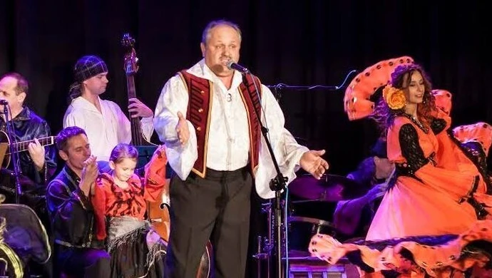 Sława: Dzień Kobiet przy muzyce i tańcu cygańskim