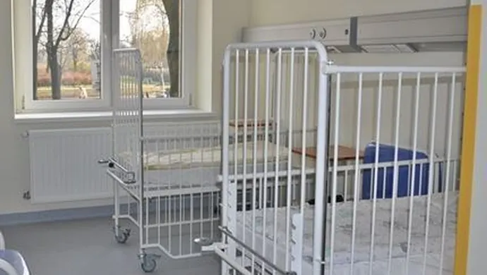 Szpital gotowy jest otworzyć oddział pediatryczny, NFZ nie widzi takiej potrzeby
