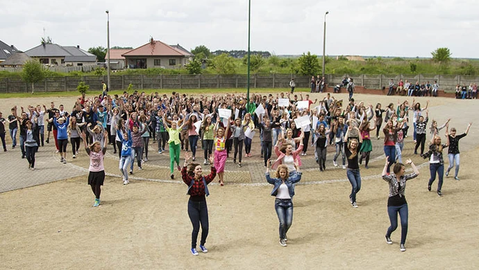 "Have fun with us!"- Flash mob