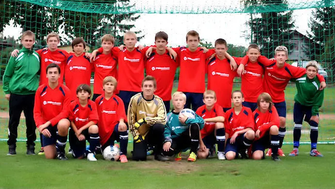 Weekend na boiskach powiatu