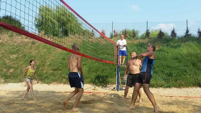 I Turniej Rodzinnej Siatkówki Plażowej