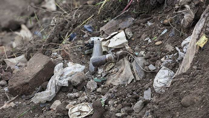 WIOŚ: Zanieczyszczona ziemia. Składowanie niezgodne z decyzją starosty