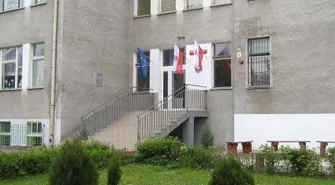 Rodzice bronią szkół, władza rozmawia z mieszkańcami