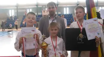 UKS Dynam z medalami