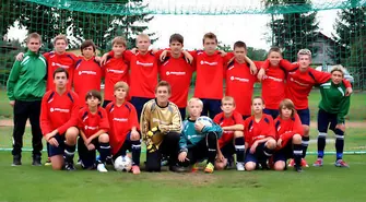 Weekend na boiskach powiatu