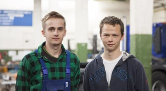 Firma Dobrowolski: Studenci łączą praktykę z teorią