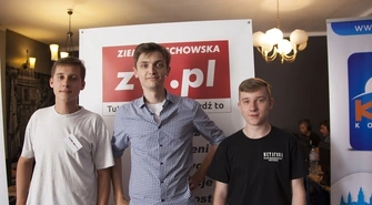 Turniej w LOLa i CSa