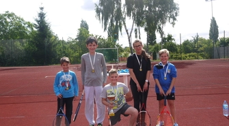 IV Turniej tenisa ziemnego chłopców i dziewcząt na „Orliku” SP 1