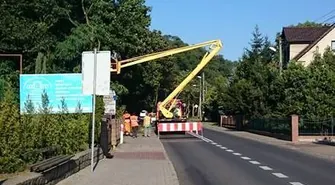 Sława: Przycinają drzewa