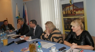 Radni powiatu bliżej uchodźców