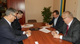 Podpisano umowę na zakup ciągnika rolniczego