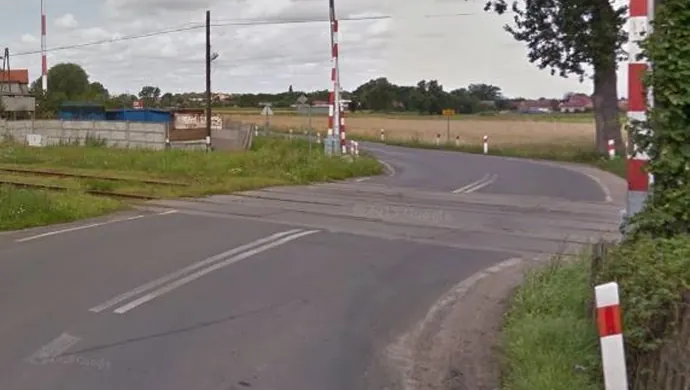 Utrudnienia na przejeździe kolejowym