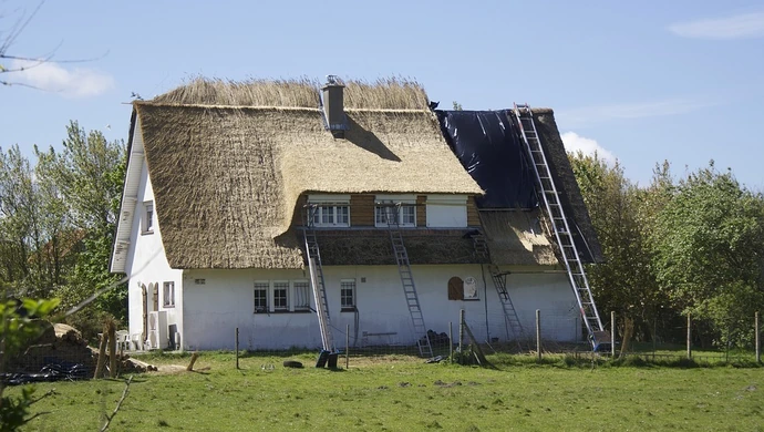 Ocieplenie ścian zewnętrznych domu nie musi być drogie