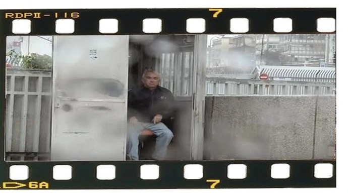 Projekcja filmu "Głosy z budki"