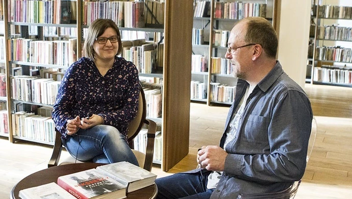 Kwadrans z książką: ,,Beksińscy. Portret podwójny"