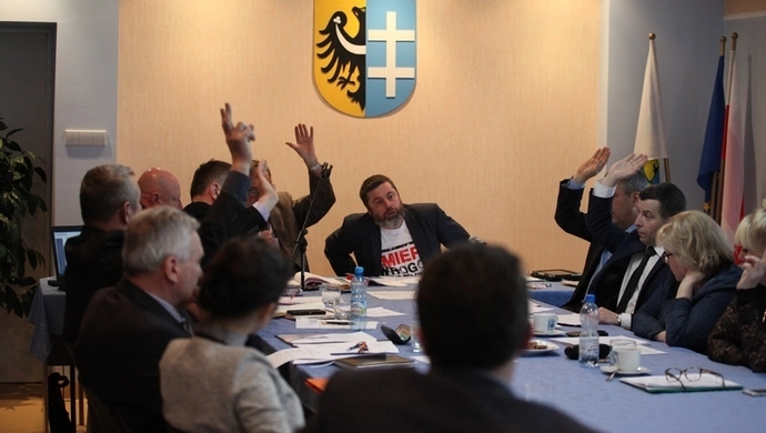 Jeszcze miesiąc bez drugiego wiceprzewodniczącego w powiecie