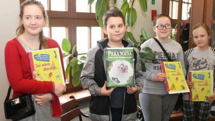 Biblioteka Publiczna: Podsumowano konkurs ,,Obrazki ze Wschowy"
