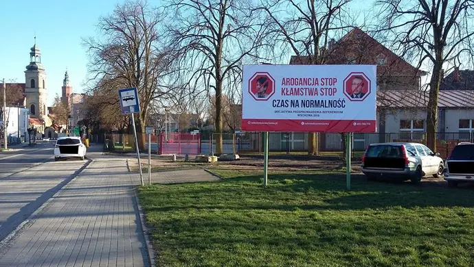 Zniknął baner z napisem ,,Pani już dziękujemy. Koniec balu"