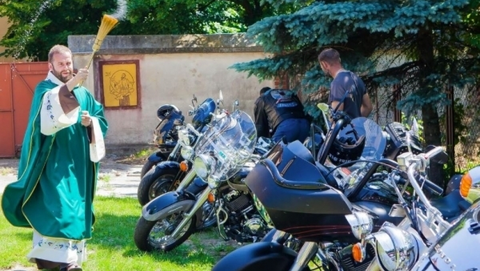 Święcili motocykle
