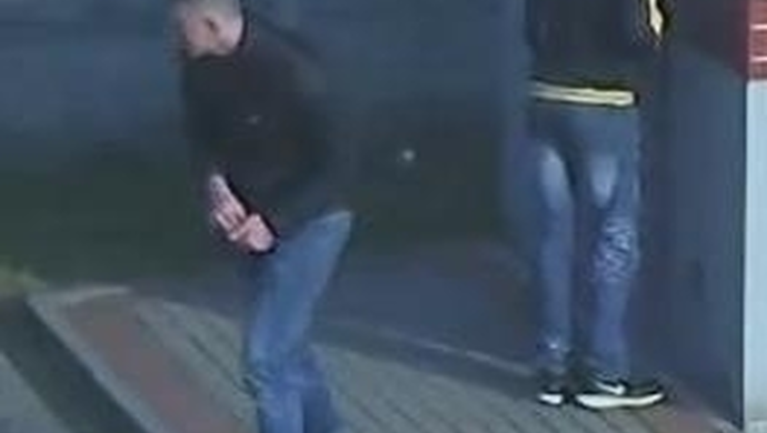 Policja poszukuje dwójki mężczyzn