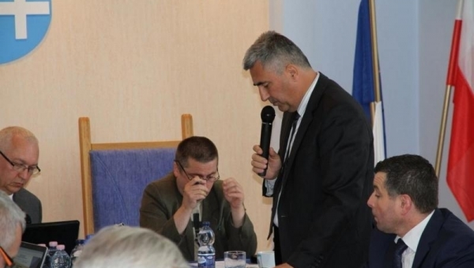 Radni udzielili absolutorium zarządowi powiatu