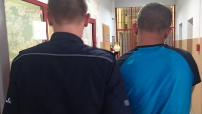 Włamali się do pomieszczenia z automatami do gier