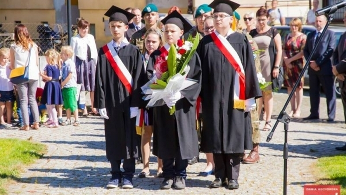 Ważne jest współdziałanie wszystkich narodów w utrzymaniu pokoju.