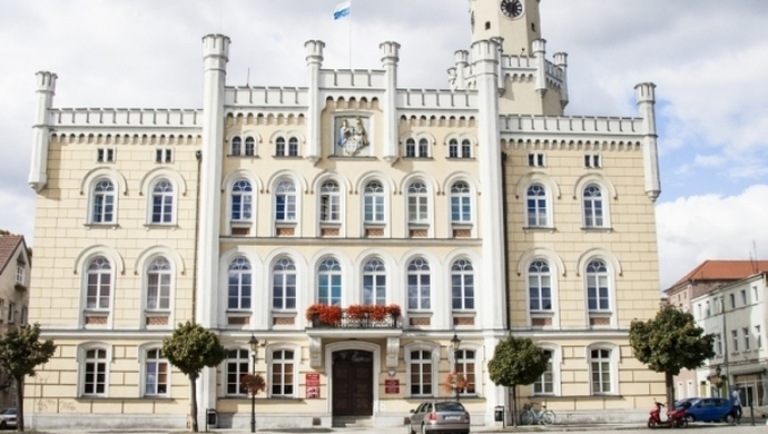 Nowe miejsca parkingowe na rynku we Wschowie?