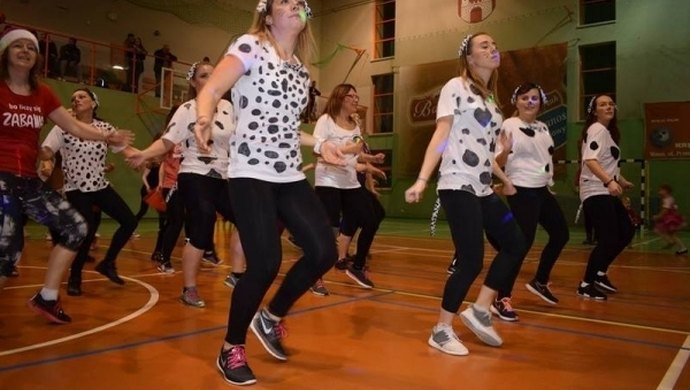 Sława pokochała zumbę. Zebrali ponad 23 tysiące złotych.