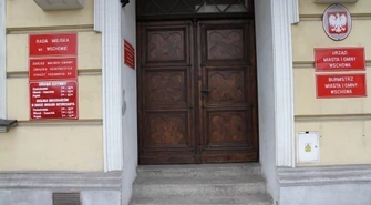 Nowy naczelnik poszukiwany