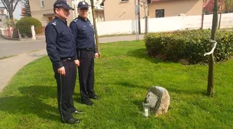 Oddali hołd pomordowanym policjantom