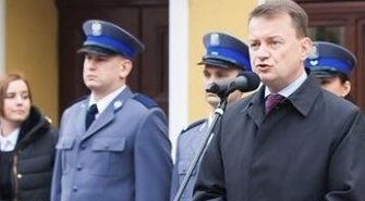 Błaszczak: Ci, którzy czują się zagrożeni, otrzymają pomoc