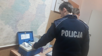 Ukradł samochód i wylądował w rowie