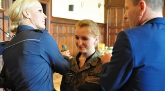 Nadanie awansu uczniom klas mundurowych