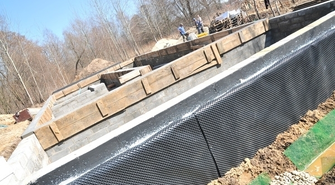 Remont z dowozem towarów na budowę