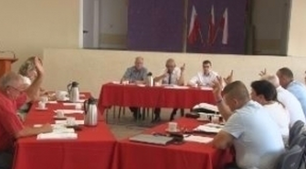 Radni odrzucili uchwały, a tydzień później je poparli. Pomogły konsultacje z panią burmistrz 