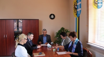 Podpisano umowę na budowę chodników w Zamysłowie i Szlichtyngowej